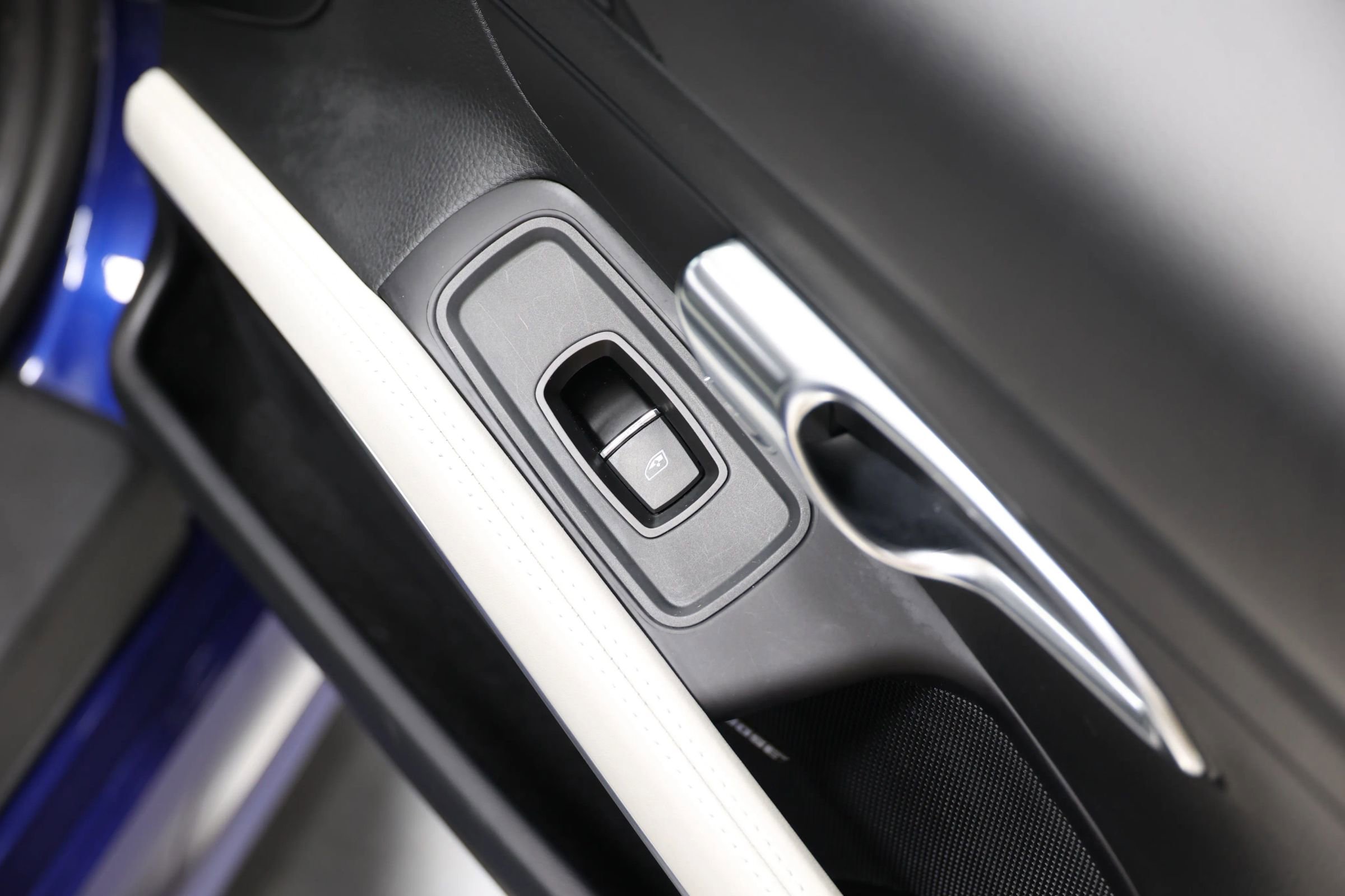 Used 2021 Porsche 718 Cayman RWD image 53