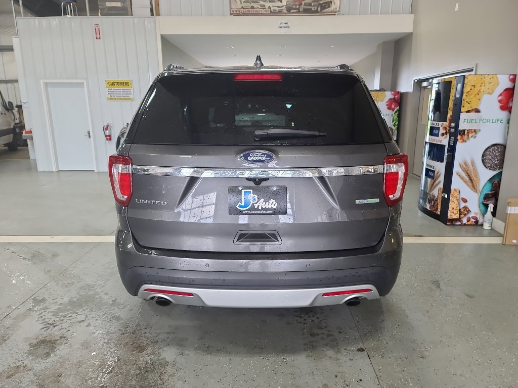 Used 2016 Ford Explorer Limited w/ Equipment Group 301A image 6