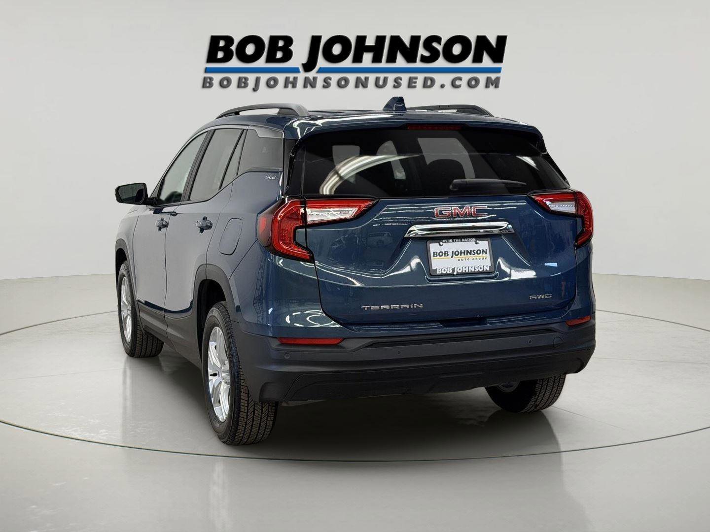 Certified 2024 GMC Terrain SLE w/ Driver Convenience Package image 5