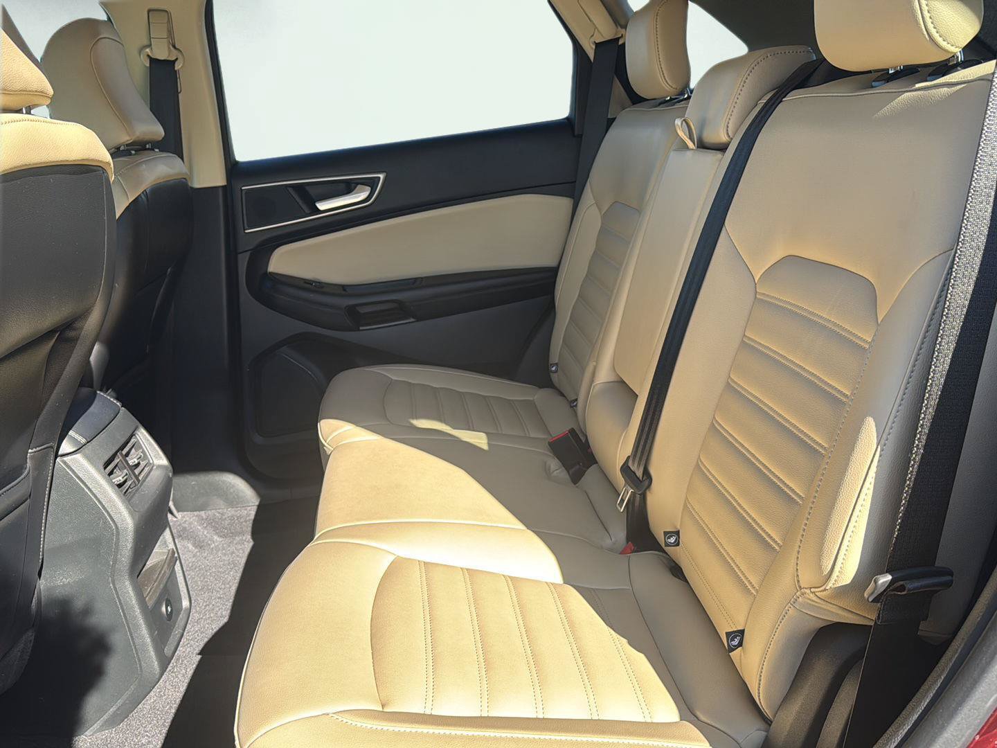 Used 2024 Ford Edge SEL AWD/4WD image 24