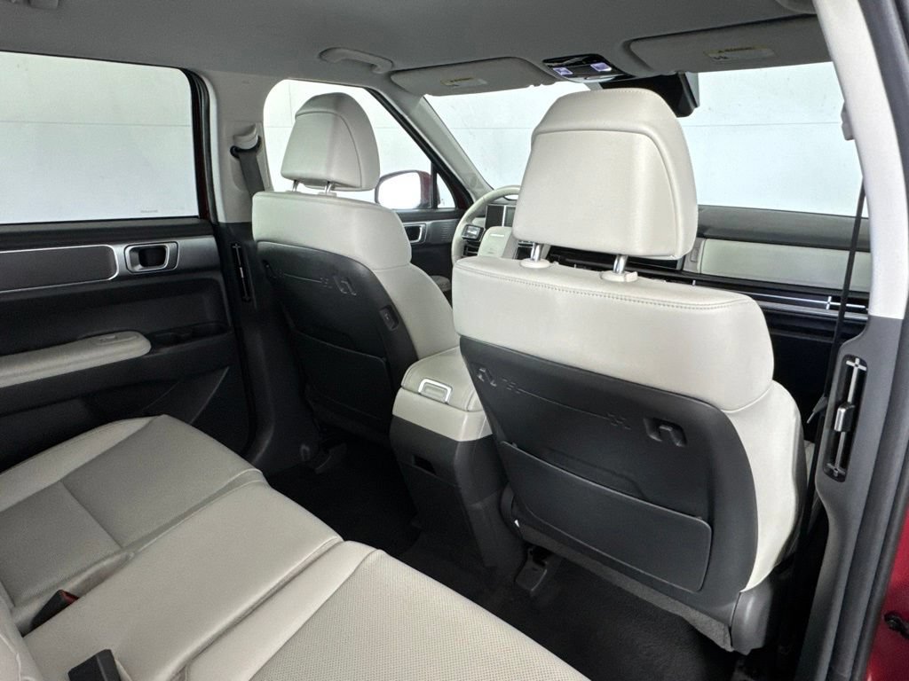 Used 2025 Hyundai Santa Fe SEL AWD/4WD image 37