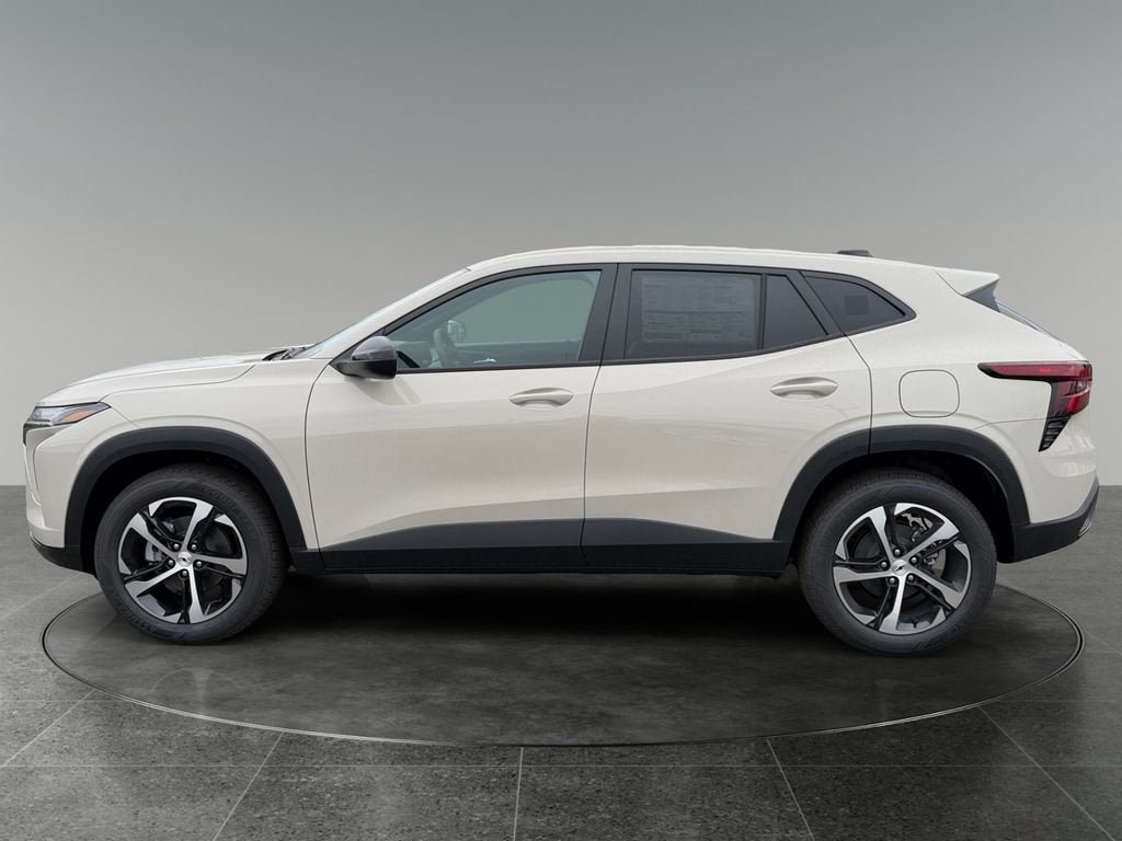 New 2026 Chevrolet Trax RS w/ Driver Confidence Package FWD image 5