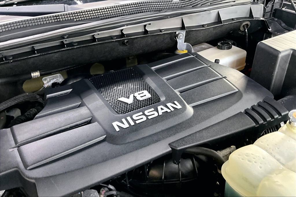 Used 2017 Nissan Titan PRO-4X image 31