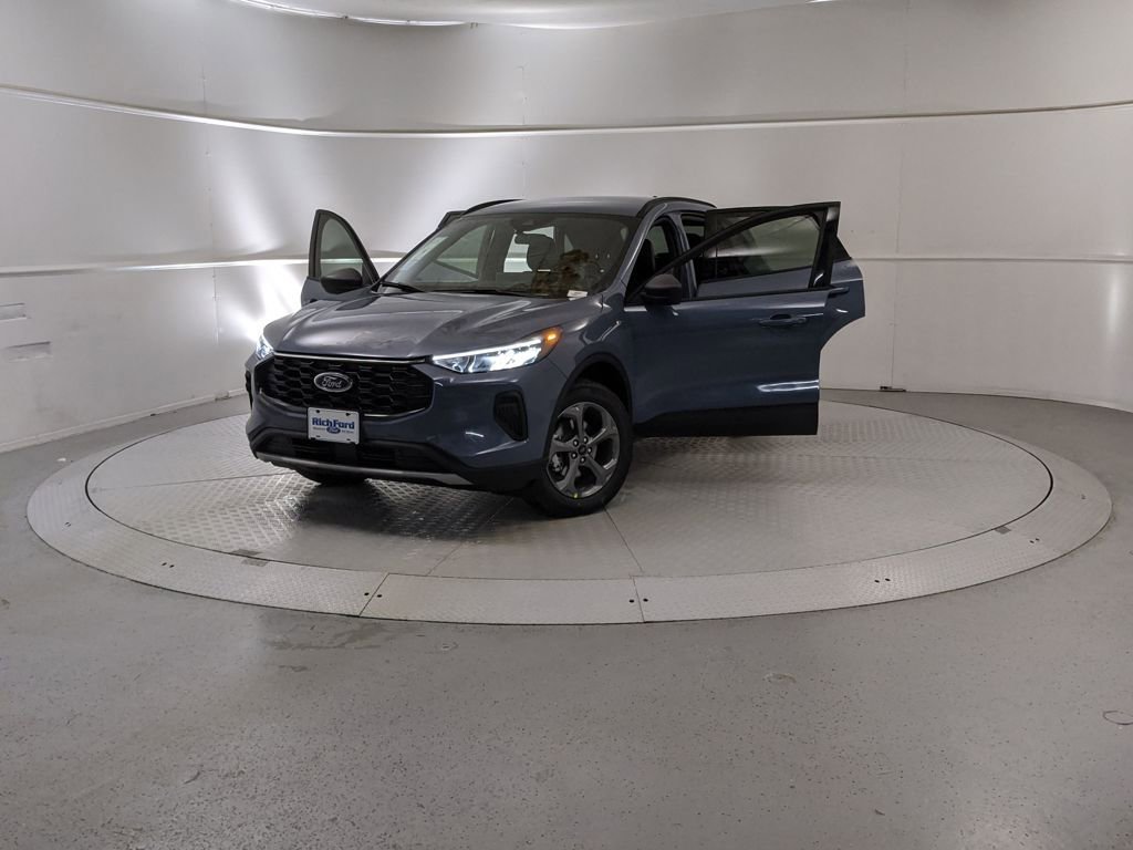 New 2026 Ford Escape ST-Line w/ Tech Pack #1 image 12