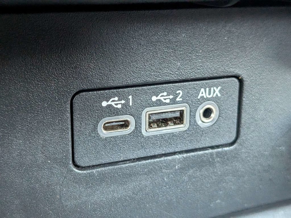Used 2025 Nissan Altima 2.5 SV FWD image 20