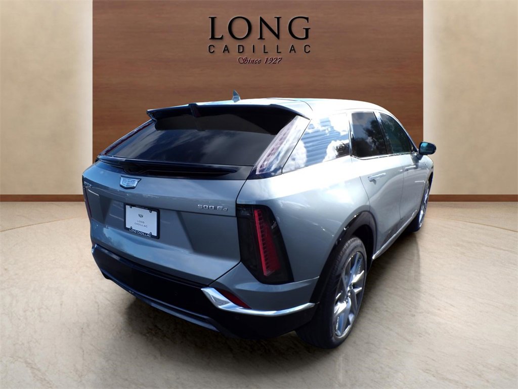 New 2026 Cadillac Optiq Luxury 1 image 4