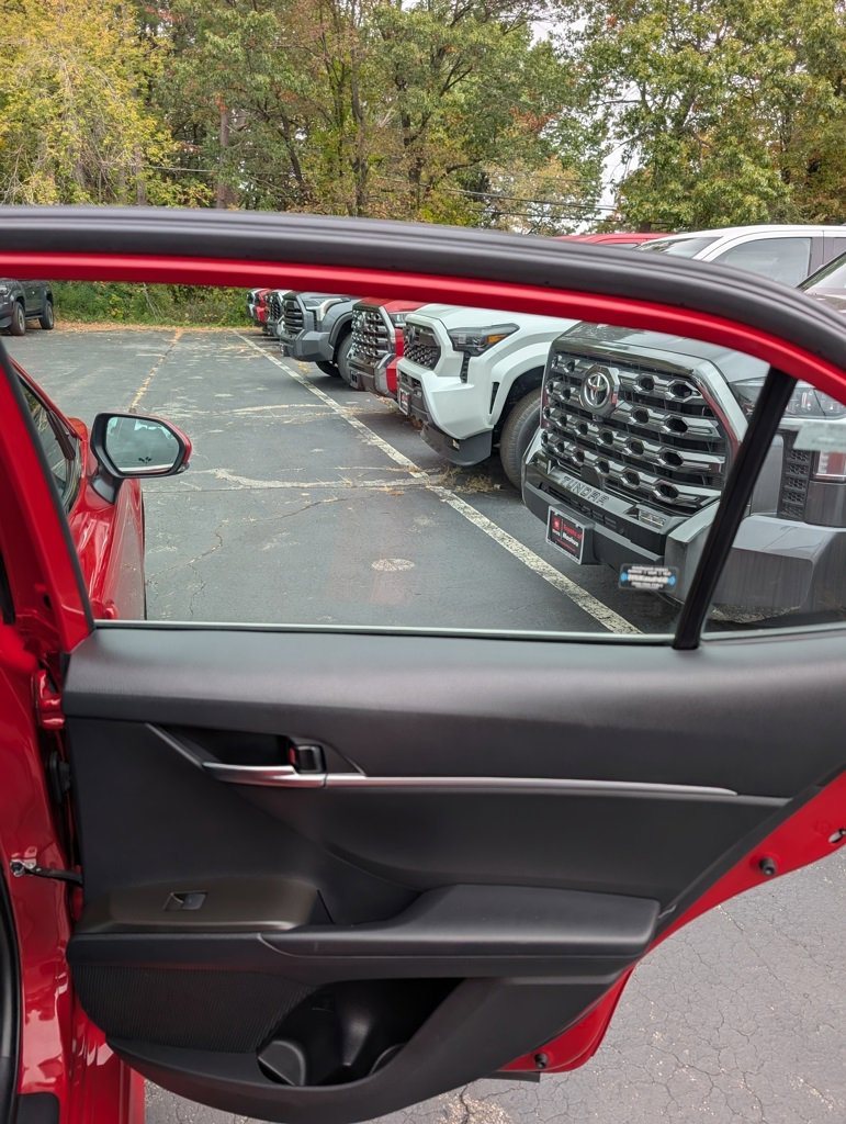 Certified 2023 Toyota Camry SE image 18