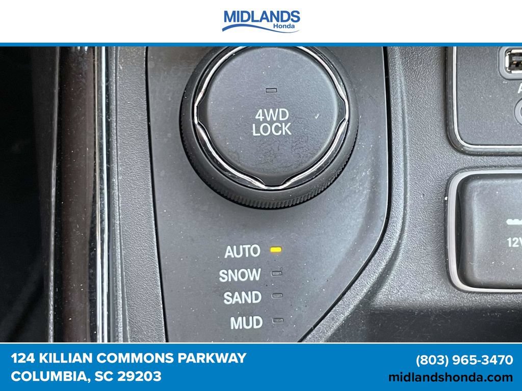 Used 2019 Jeep Compass Limited AWD/4WD image 27