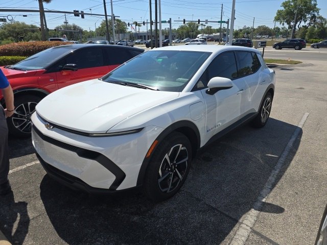 Used 2025 Chevrolet Equinox EV LT image 36