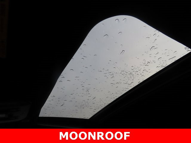 Used 2023 Toyota Highlander XSE image 4