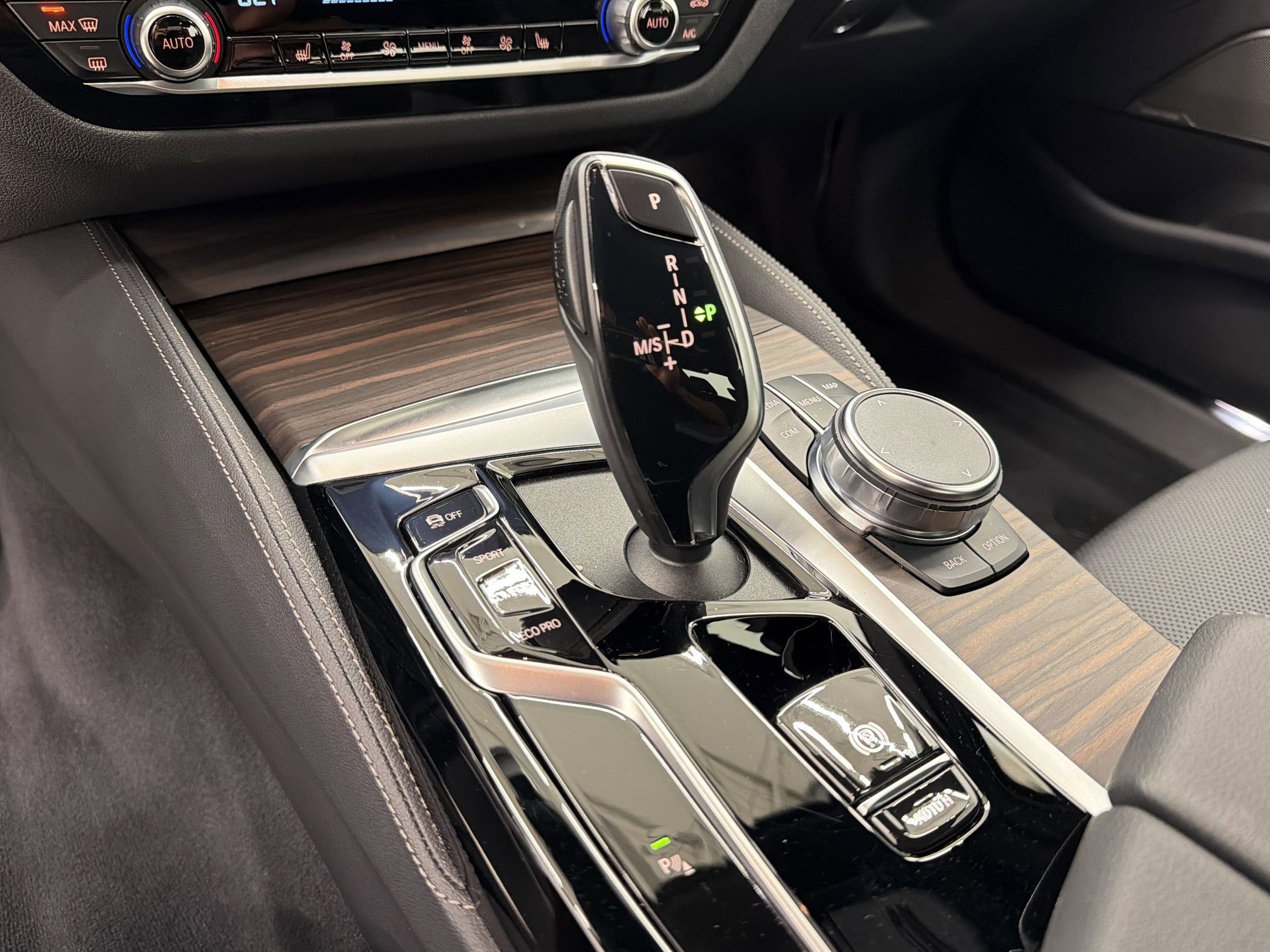 Certified 2023 BMW 530i w/ M Sport Package image 18