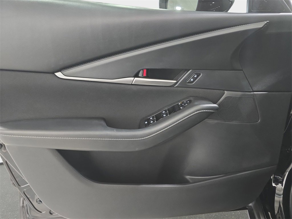 Used 2021 MAZDA CX-30 FWD 2.5 S image 26