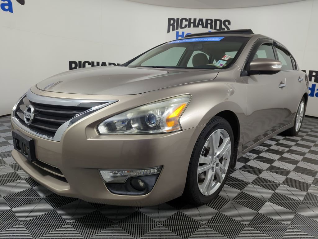 Used 2014 Nissan Altima 3.5 SL w/ Technology Package image 1