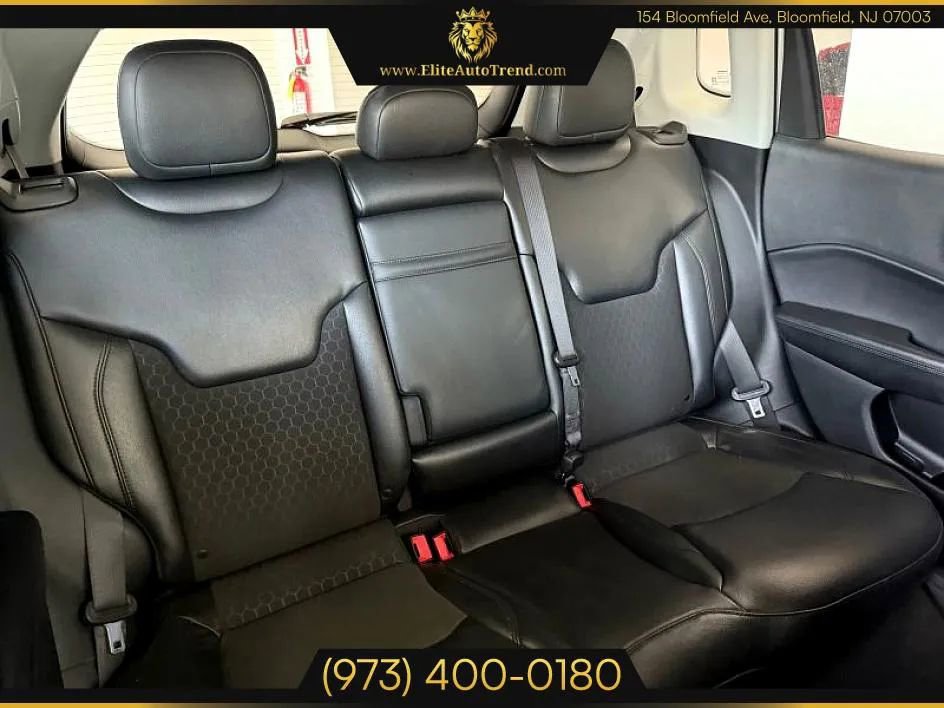 Used 2018 Jeep Compass Latitude w/ Popular Equipment Group image 21