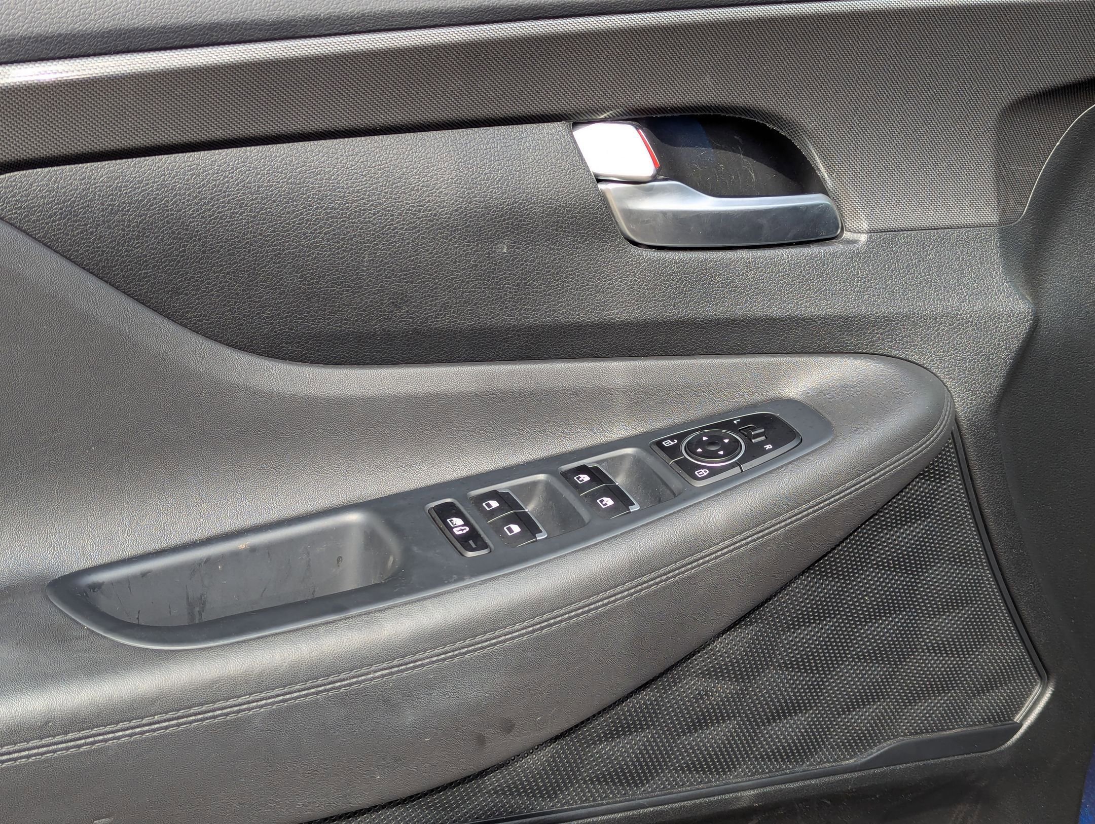 Used 2022 Hyundai Santa Fe SEL image 11