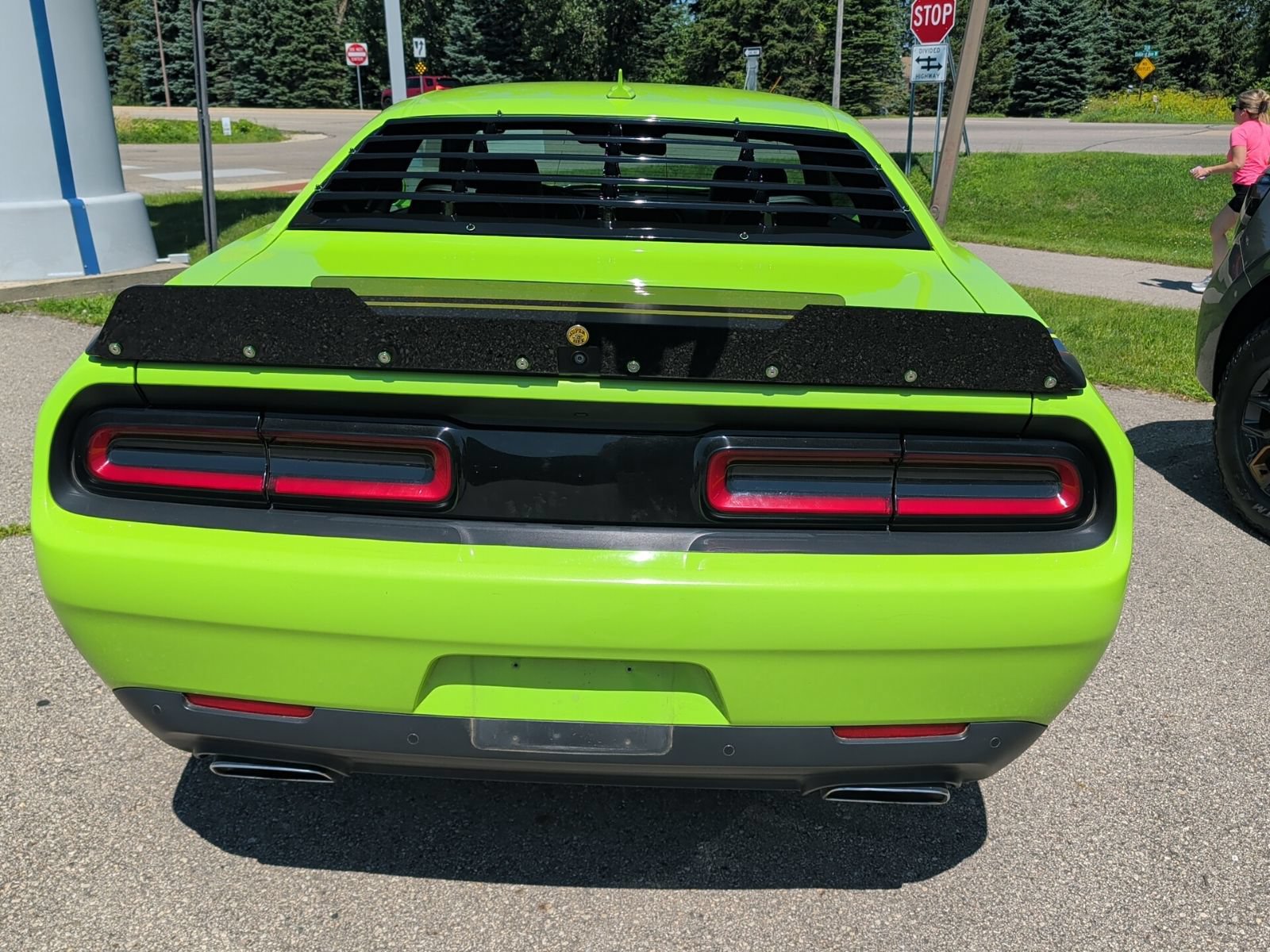 Used 2015 Dodge Challenger R/T Scat Pack w/ Leather Interior Group RWD image 7