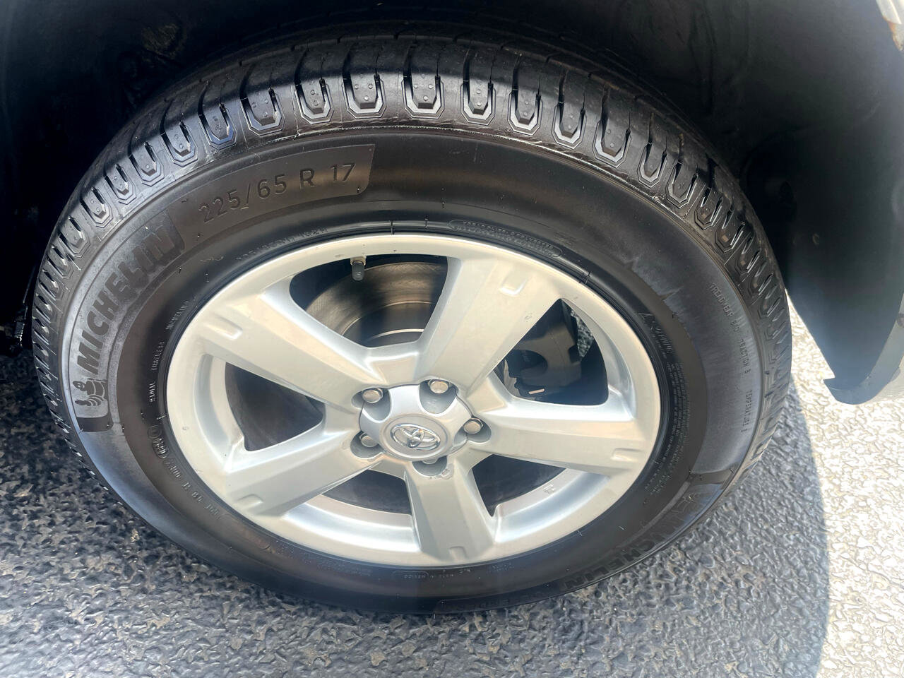 Used 2008 Toyota RAV4 4WD image 15