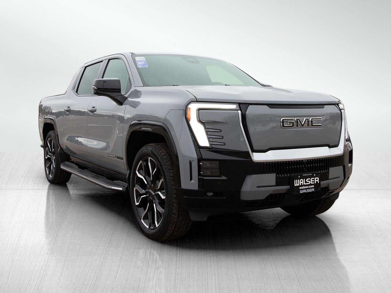 Used 2025 GMC Sierra EV Denali image 7