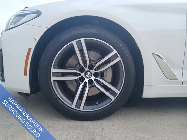 Used 2021 BMW 530i w/ Premium Package RWD image 5