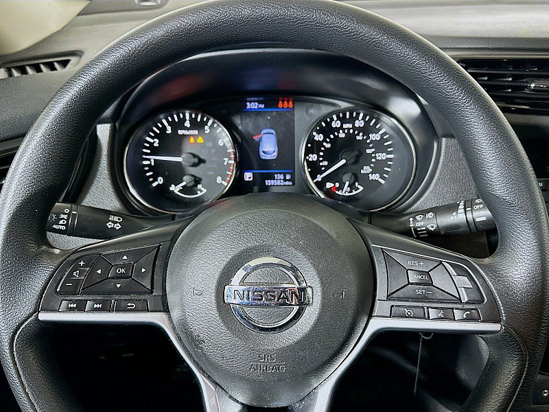 Used 2020 Nissan Rogue Sport S FWD image 12