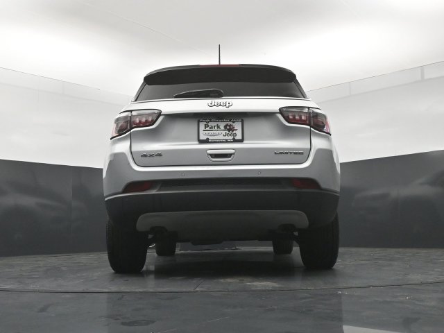 Used 2024 Jeep Compass Limited AWD/4WD image 23