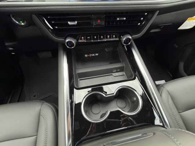 New 2026 Chevrolet Suburban LT w/ Comfort Package RWD image 17