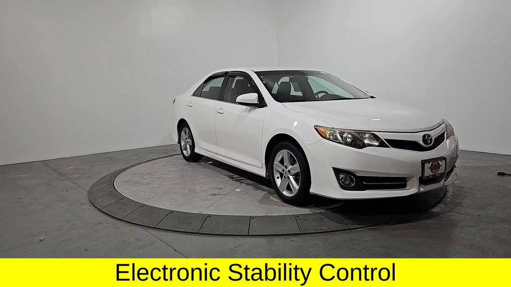 Used 2012 Toyota Camry SE image 7