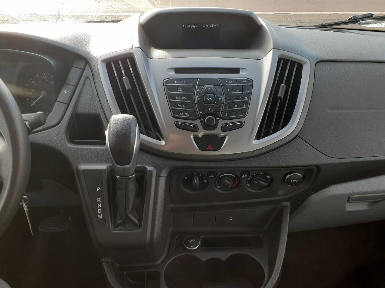 Used 2015 Ford Transit 350 XLT image 13