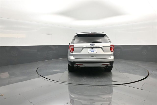 Certified 2017 Ford Explorer XLT w/ Equipment Group 201A image 6