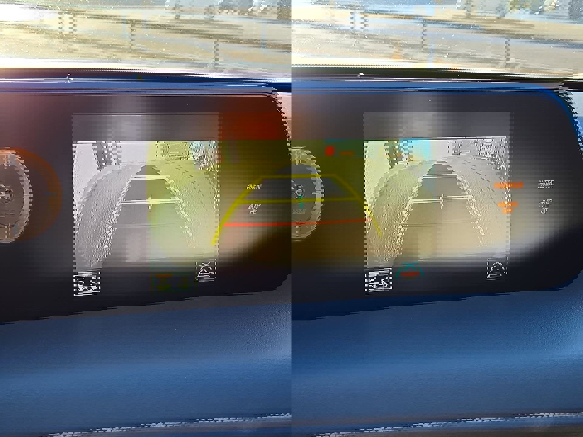 Used 2021 Lexus UX 250h w/ Accessory Package (Z2) image 18