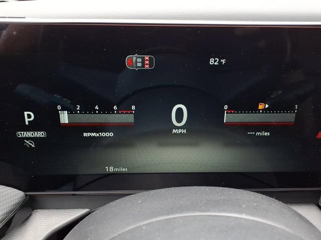 Used 2026 Nissan Kicks SR w/ SR Premium Package FWD image 17