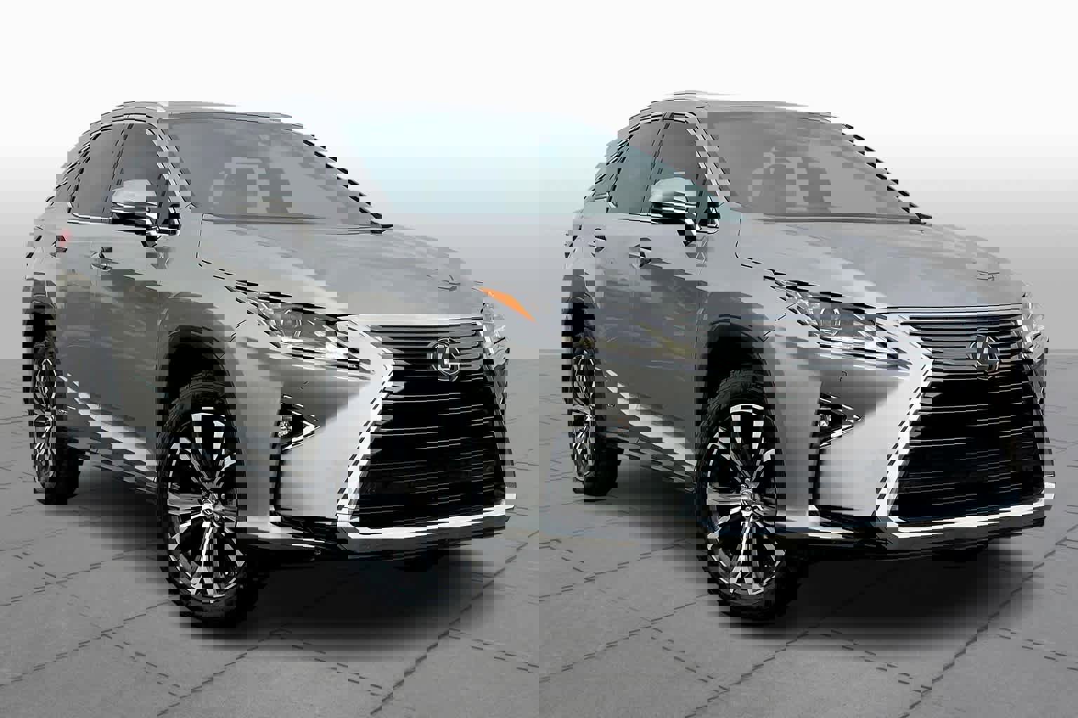 Used 2019 Lexus RX 450h AWD w/ Navigation Package image 3