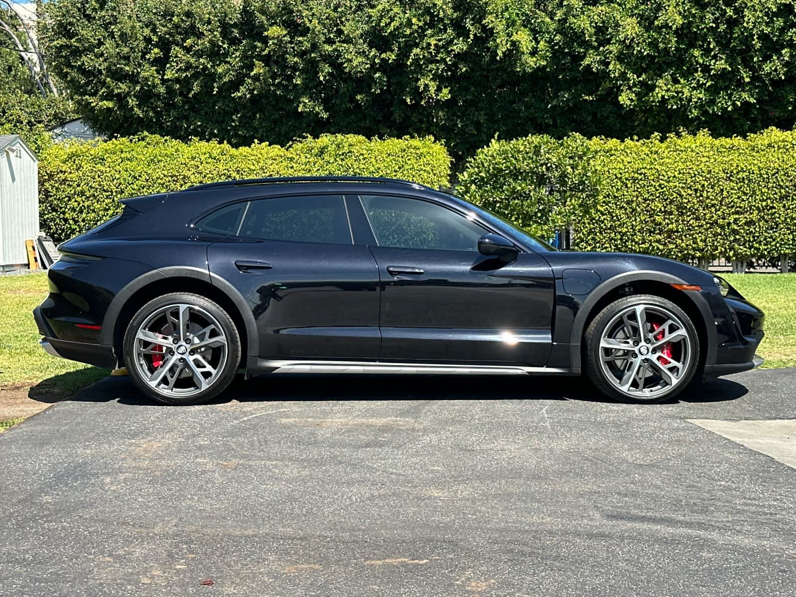 Certified 2024 Porsche Taycan 4S AWD/4WD image 9