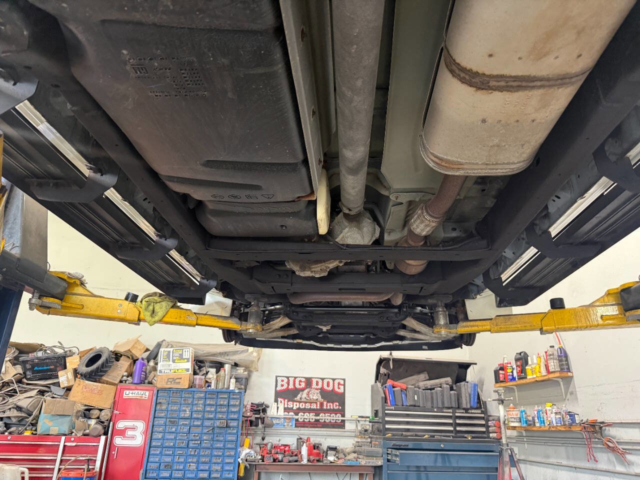 Used 2013 Chevrolet Avalanche LTZ AWD/4WD image 24