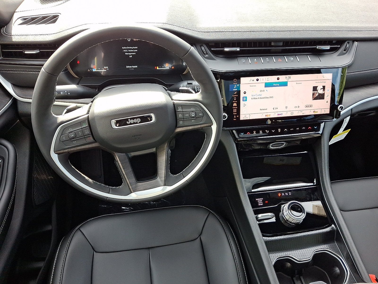 New 2027 Jeep Grand Cherokee Limited AWD/4WD image 7