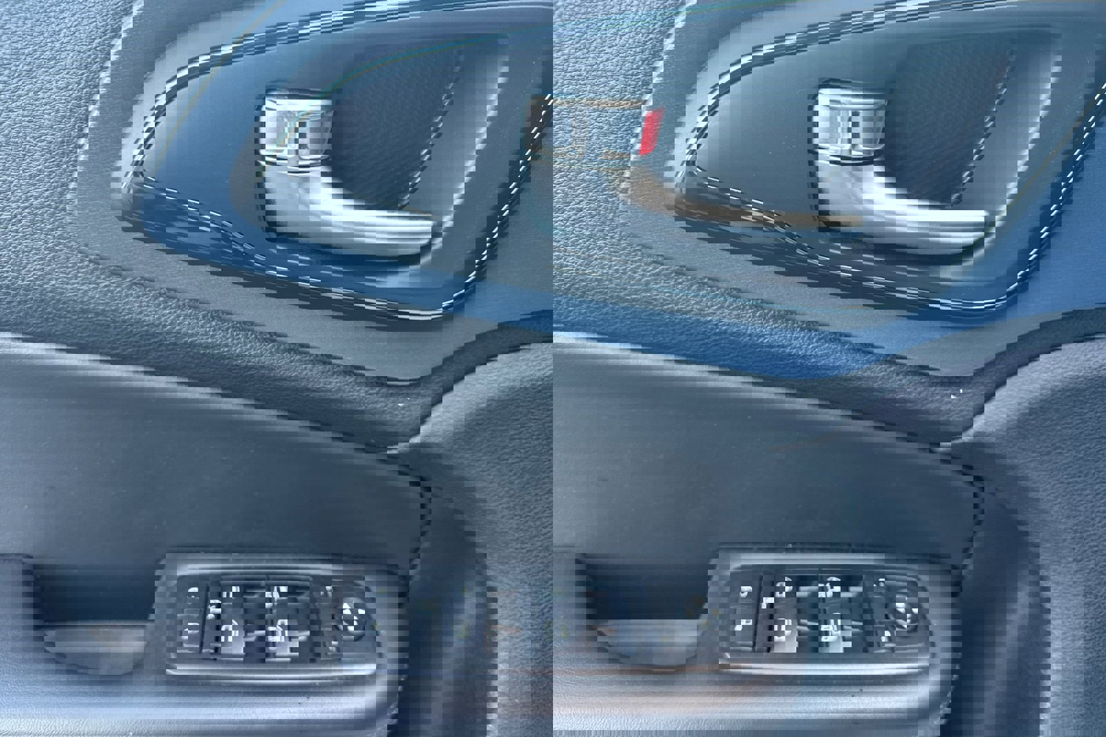 Used 2015 Chrysler 200 S w/ Navigation & Sound Group I image 12