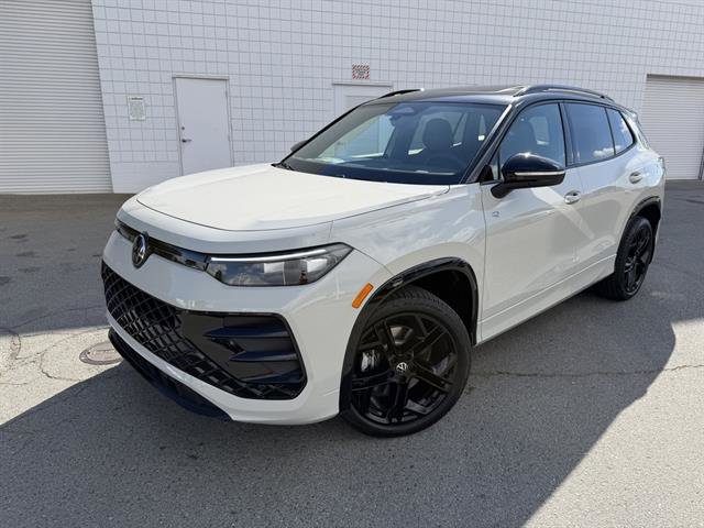 New 2025 Volkswagen Tiguan SE R-Line