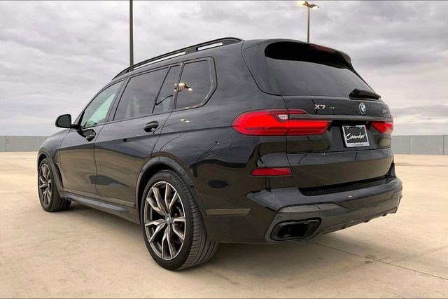 Used 2021 BMW X7 M50i image 6