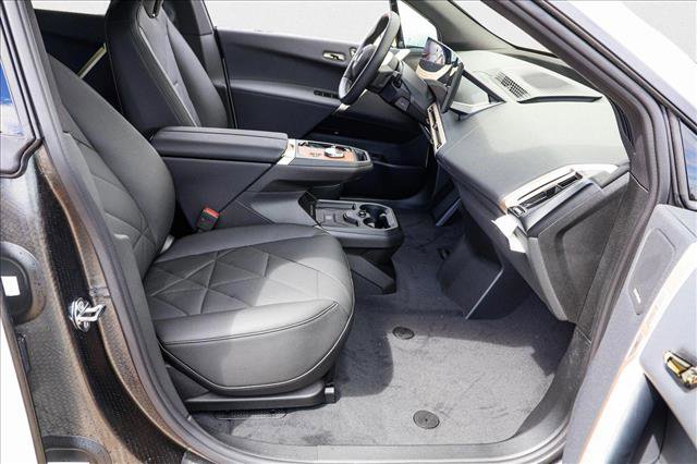 Used 2026 BMW iX xDrive45 w/ Executive Package image 24