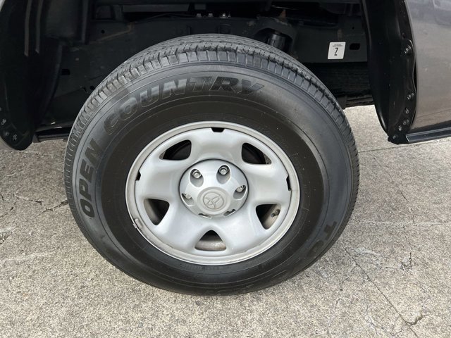 Used 2020 Toyota Tacoma SR w/ SR Convenience Package RWD image 33