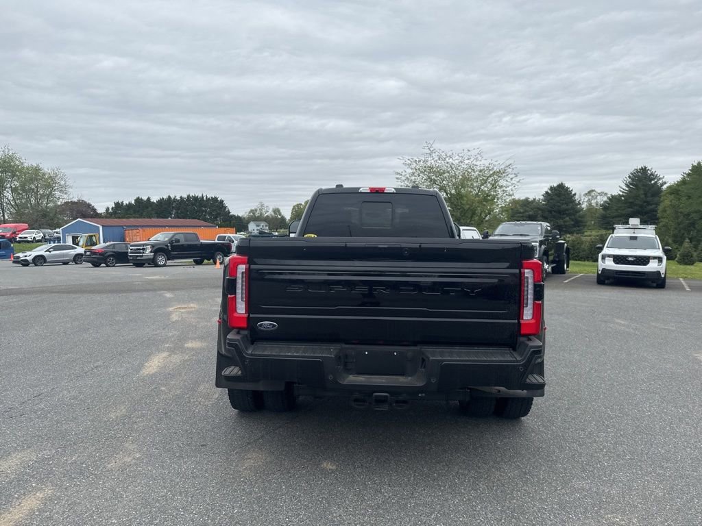 Used 2025 Ford F450 Platinum AWD/4WD image 5