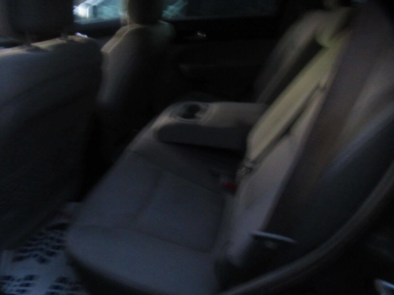 Used 2013 Kia Sorento LX image 25