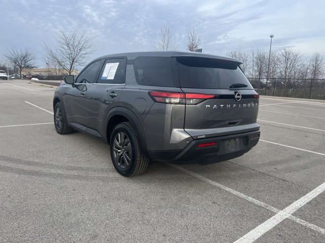 Used 2022 Nissan Pathfinder S image 6