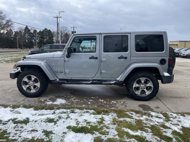 Used 2018 Jeep Wrangler Unlimited Sahara w/ Dual Top Group image 8