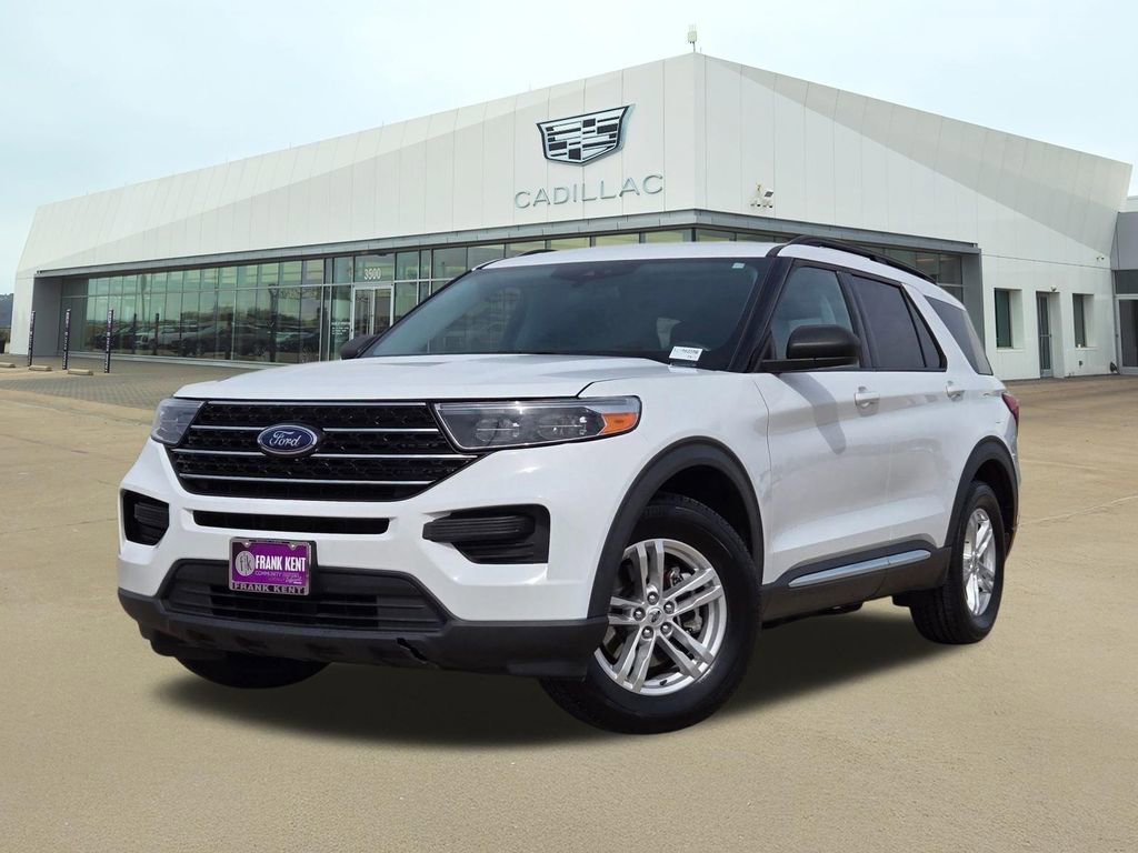 Used 2021 Ford Explorer XLT image 1