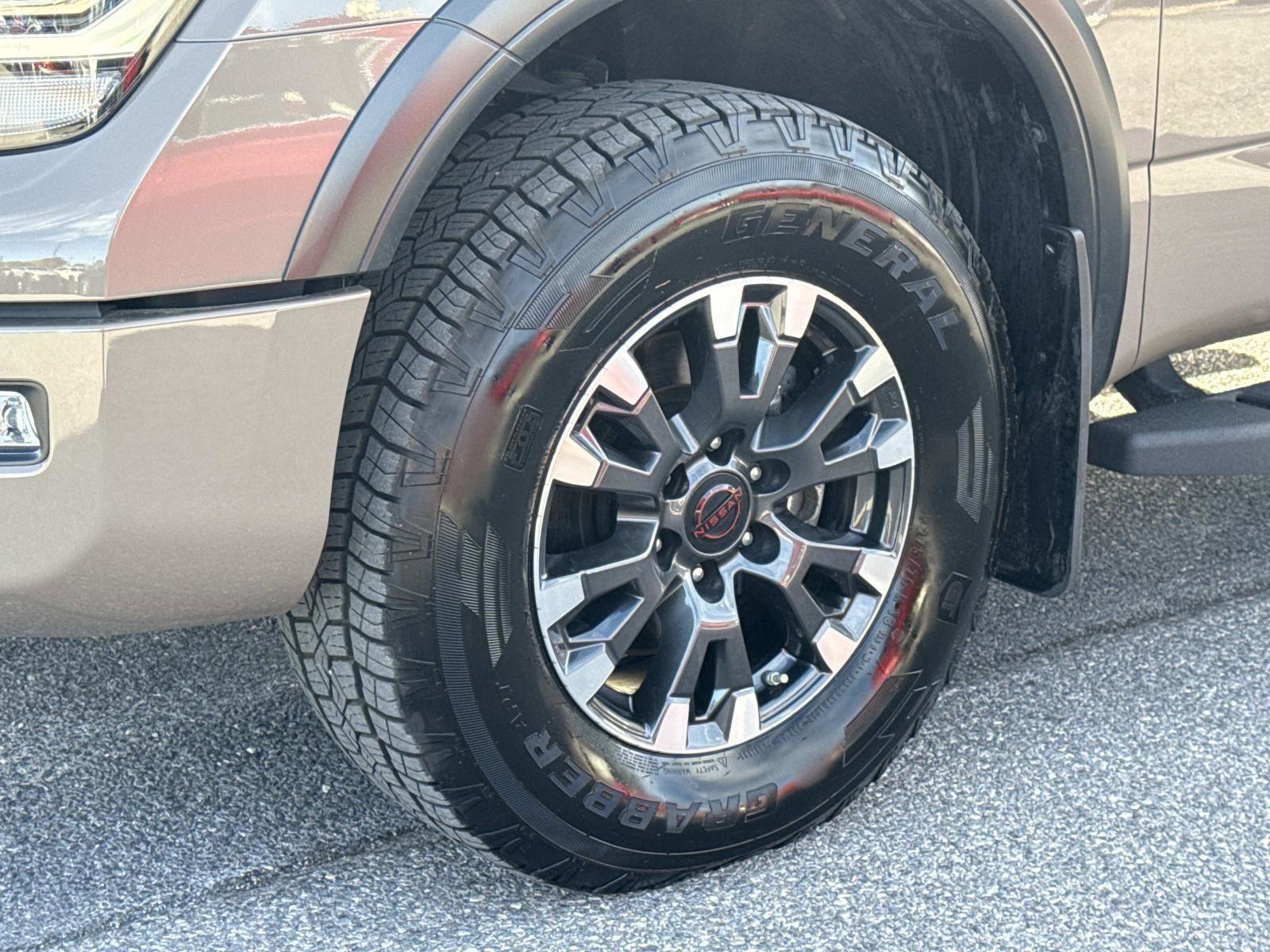 Used 2024 Nissan Titan PRO-4X w/ Pro-4x Utility Package image 30