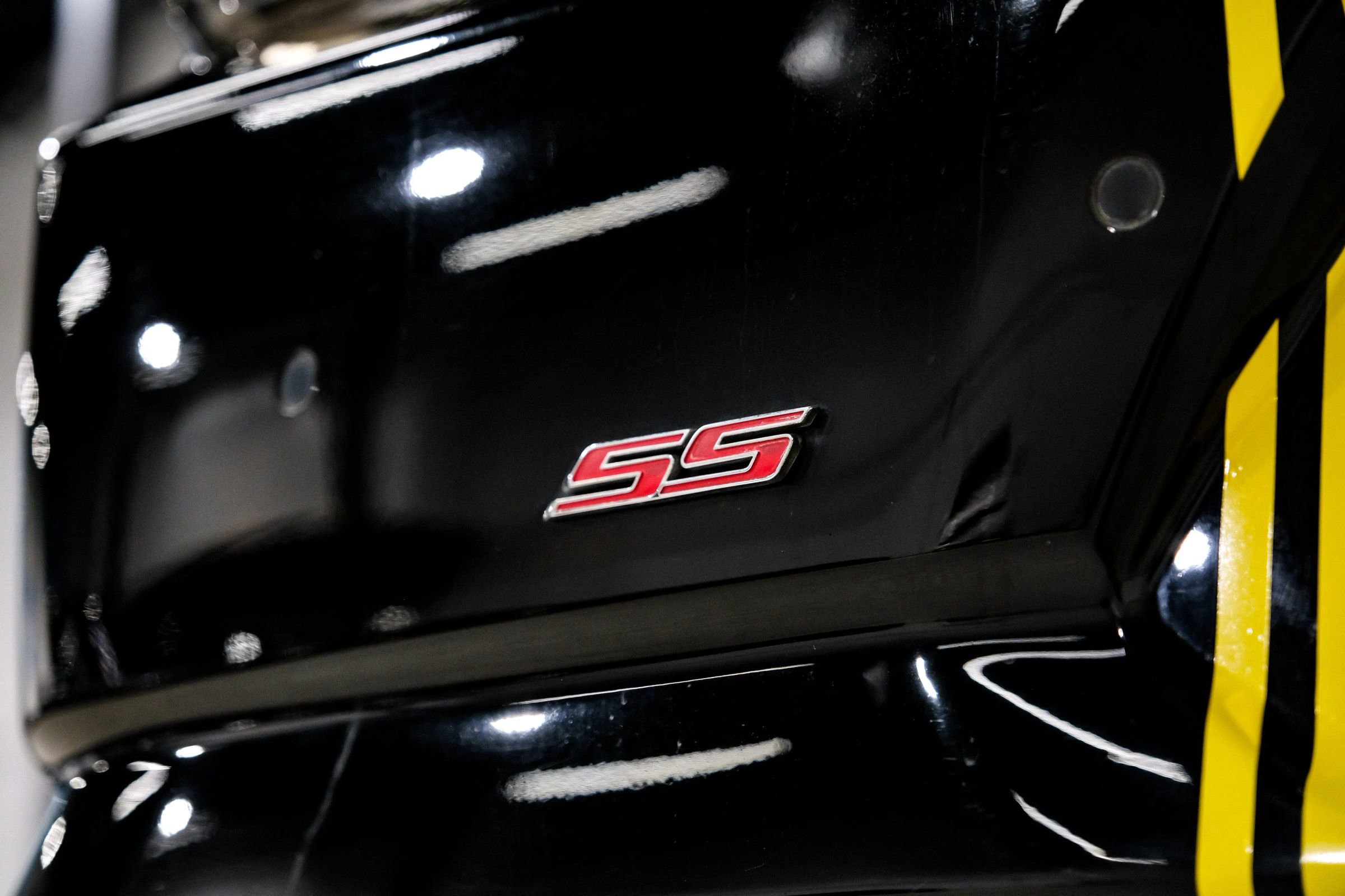Used 2020 Chevrolet Camaro SS RWD image 62