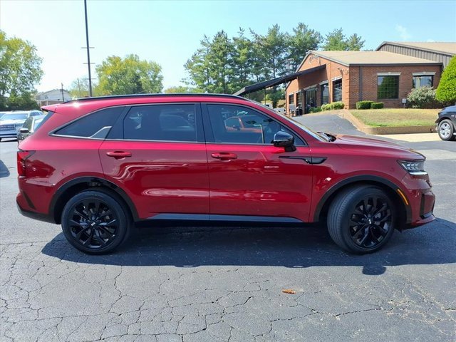 Used 2021 Kia Sorento SX image 2