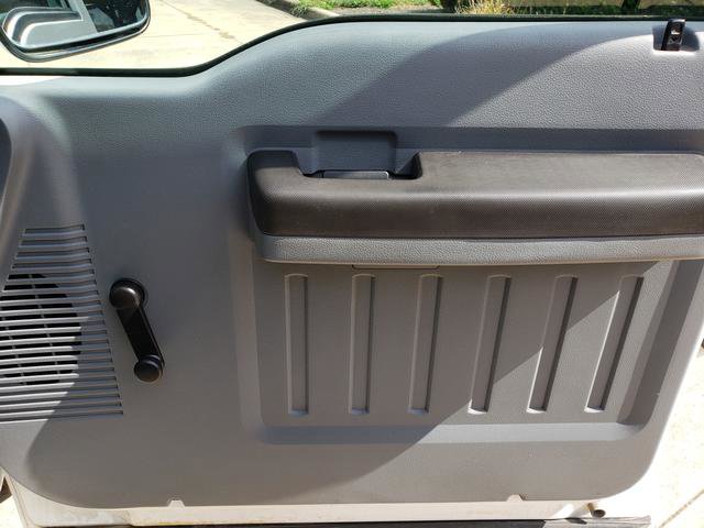 Used 2011 Ford F350 XL w/ Skid Plate Pkg image 15