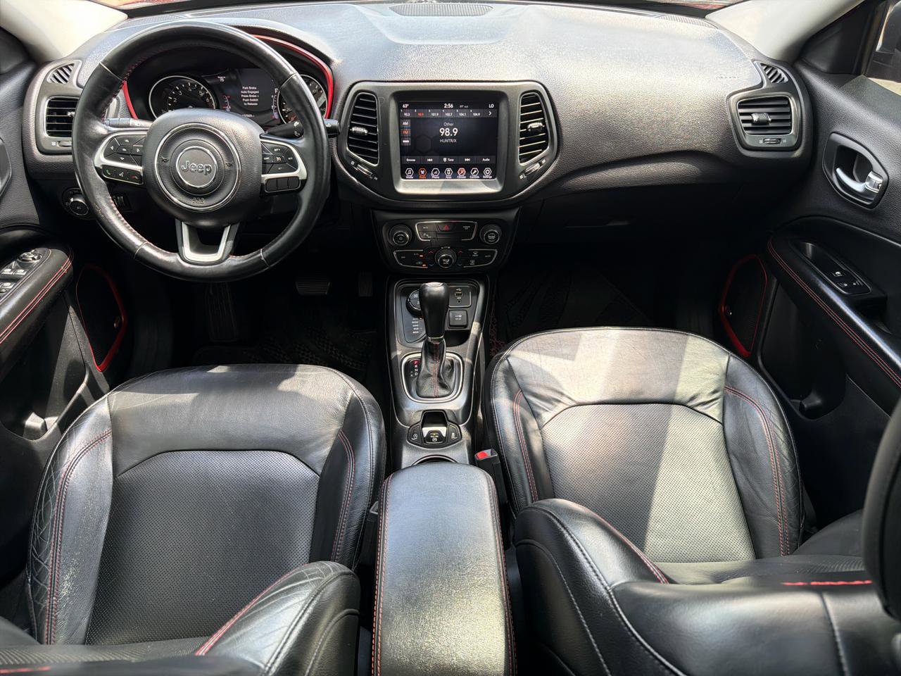 Used 2017 Jeep Compass Trailhawk w/ Leather Interior Group AWD/4WD image 20